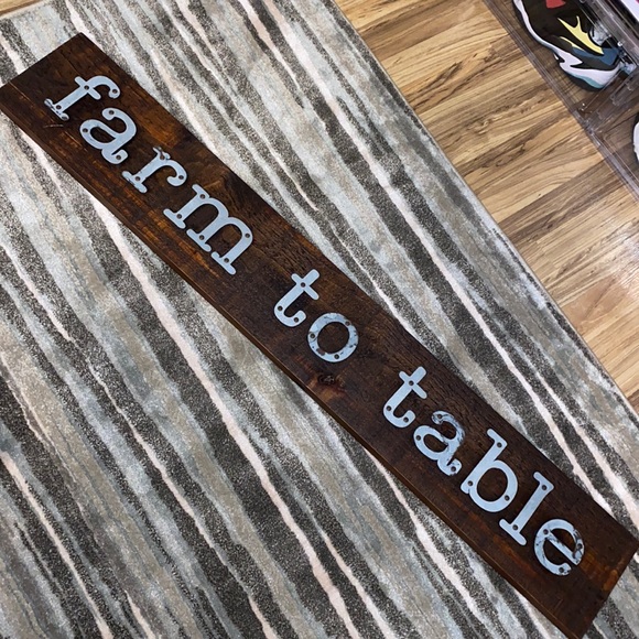 Dining table sign - Picture 1 of 1